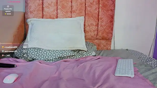 Ava_Raye webcam
