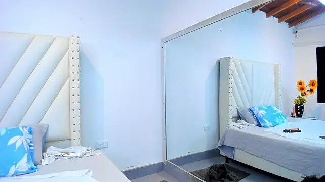 Paulynavera webcam
