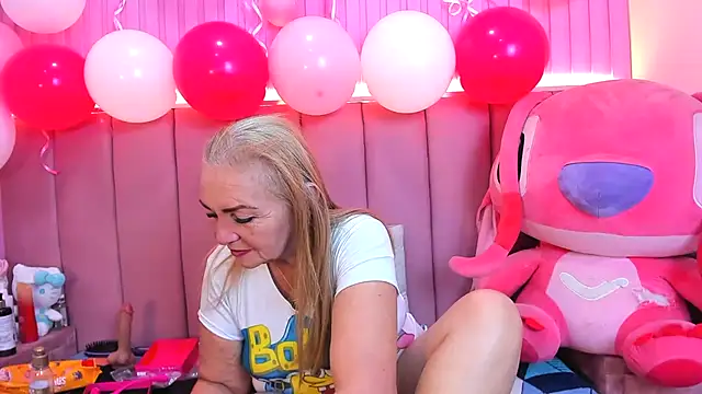 queenstarhy webcam