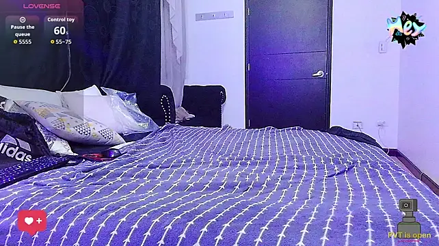 axell_stone_ webcam