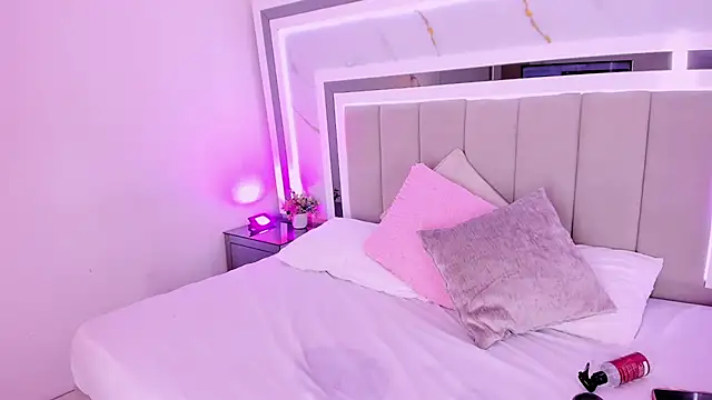 EmilyCruz- webcam