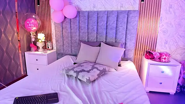 SofiiCruz live cam on StripChat