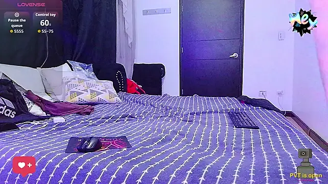 axell_stone_ webcam