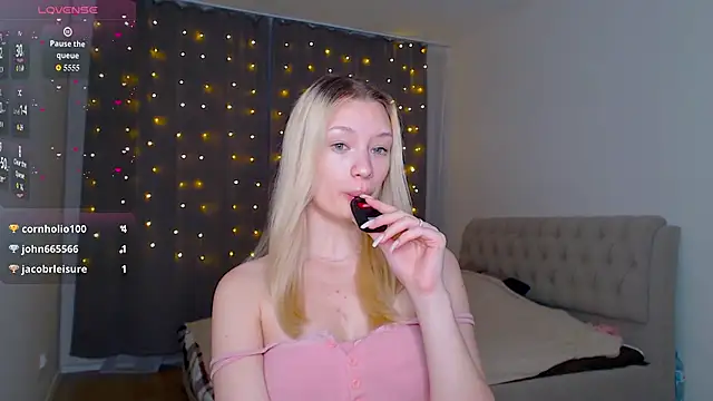 heyblondy webcam