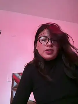 MayaYves webcam