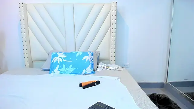 Paulynavera webcam
