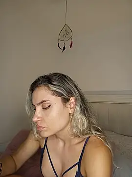 ASHLEY_BLAIR webcam