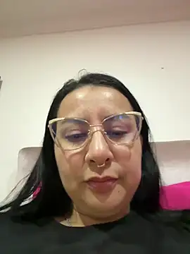 Abril_Luv webcam