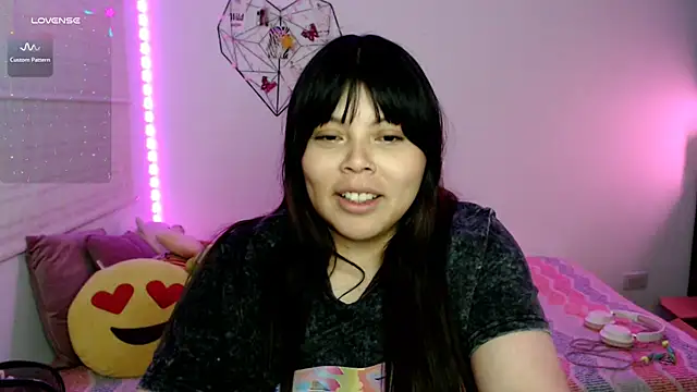 EllieMoonX webcam