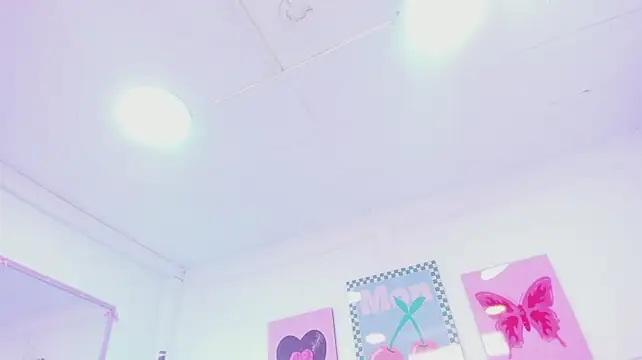 Sharon_Adamss webcam