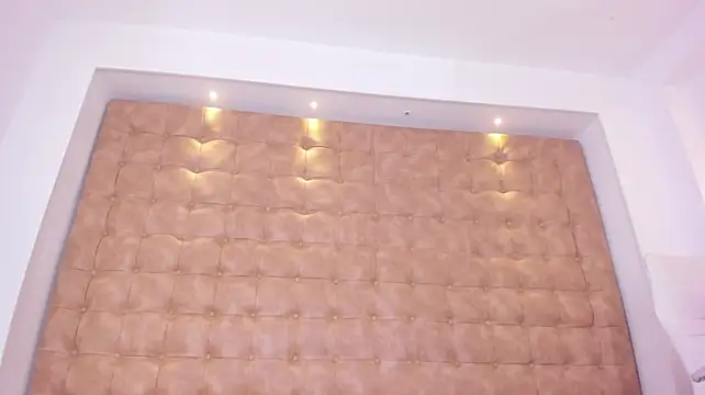 violet_giraldo webcam