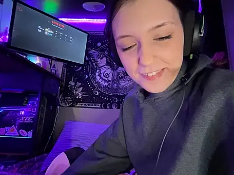 Lilactease webcam