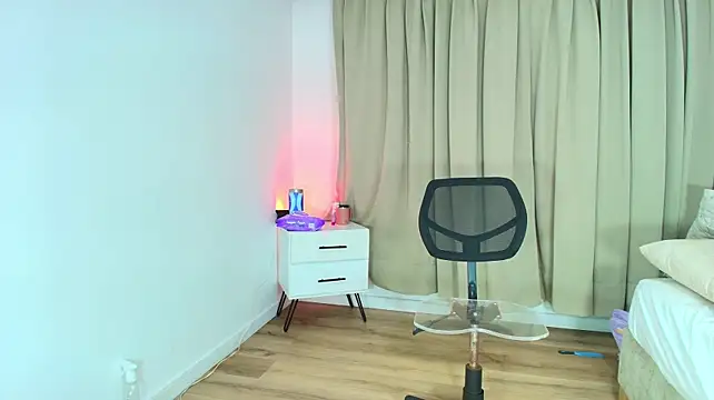 Sara_BigAss- webcam