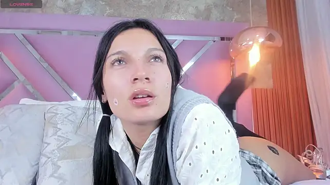 MilaWhitte webcam