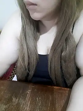 Madam_bezzzoul webcam