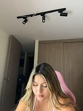 lunablossom_ webcam