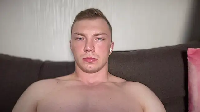 iron__chap webcam