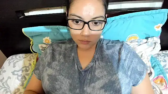 roniewester live cam on StripChat
