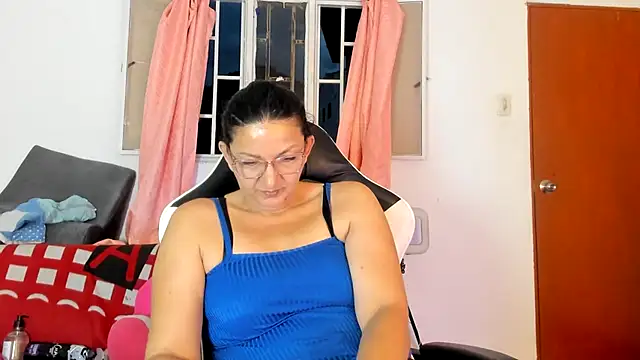 Serenity_Lux webcam