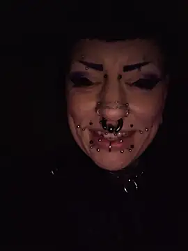 Purple_Coffin666 live cam on StripChat