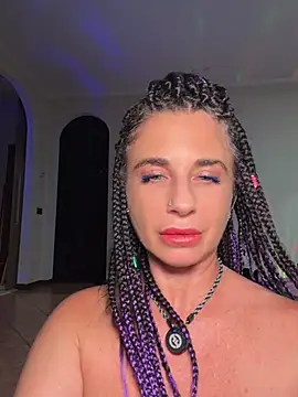Eva_Pearl webcam