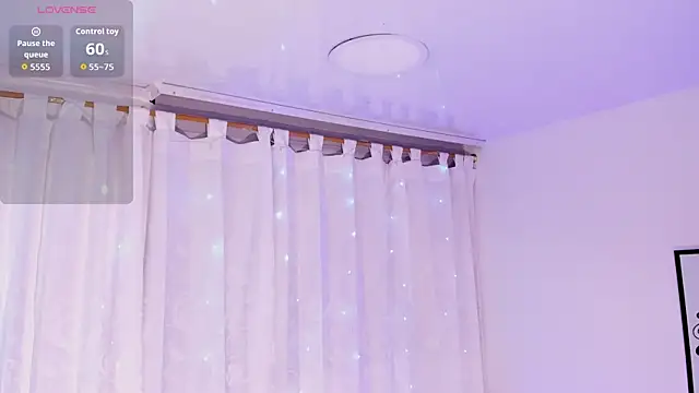 manyaa_ webcam