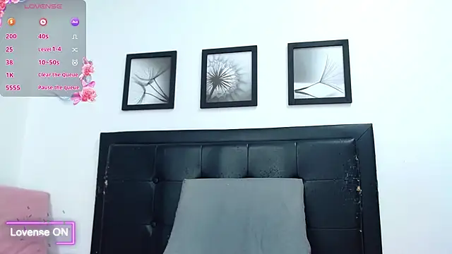 KellyJoness_ webcam
