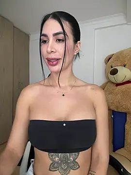mckenzieklein live cam on StripChat