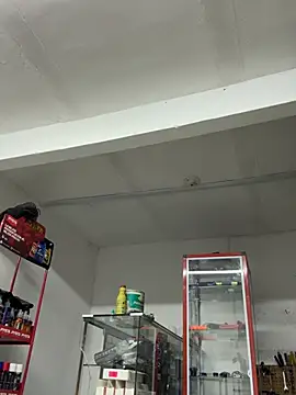 paul22cm- (Ask my age) - make my cock hard