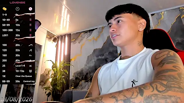 Ftm_xxxperiencie live cam on StripChat