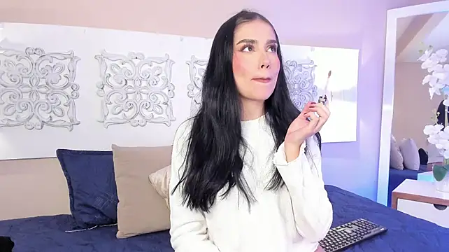 AlmaBlaze live cam on StripChat