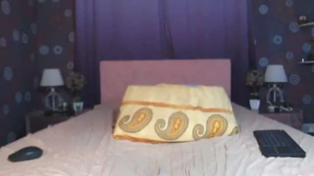 SquirtyAlice webcam