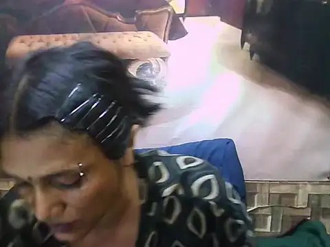 IndianSexyLady20 webcam
