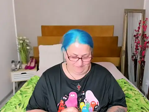 Sugarmommy_69X webcam