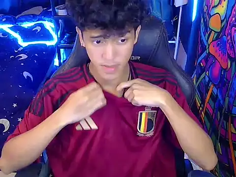 hugekenbigcock webcam