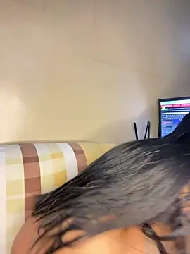 SaharQamar webcam