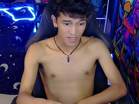 hugekenbigcock webcam