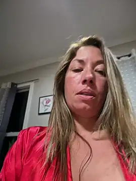 MiraKisss webcam