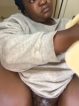 sweet18creamybigpussy webcam