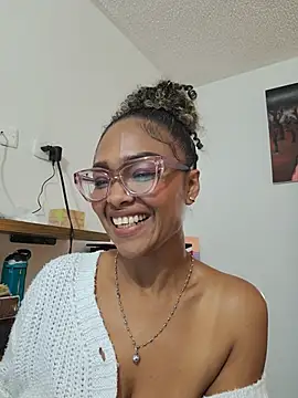 BiiancaEstradaa webcam