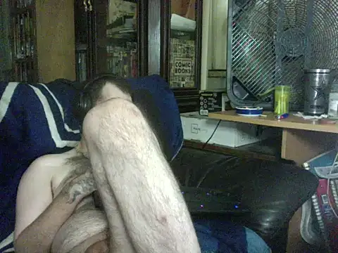 KinkyTOMan webcam