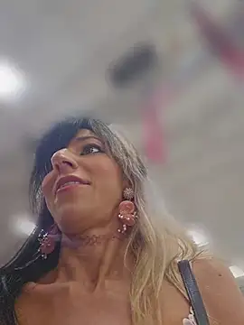 lil_jiggly webcam
