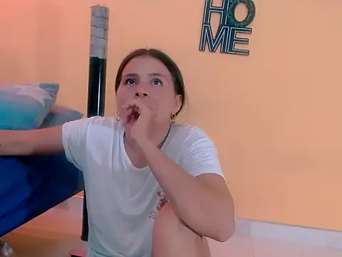 miajuice18 webcam