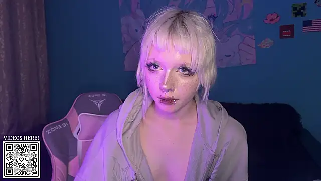 mollycutiestar live cam on StripChat