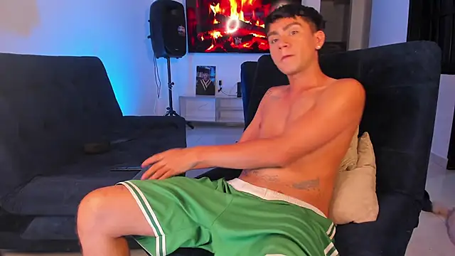 Steven_baby69 live cam on StripChat