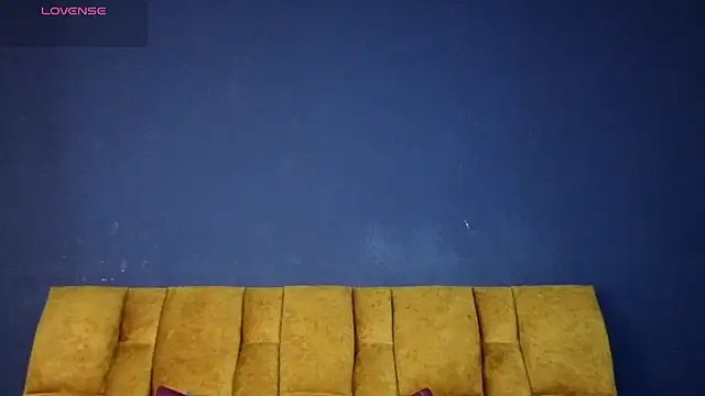 KendraaSimons webcam