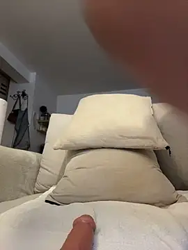 Rae_Lil_White webcam