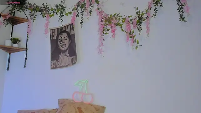 MarieTaylor_ webcam