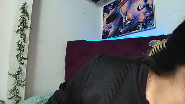LinaBrowm webcam
