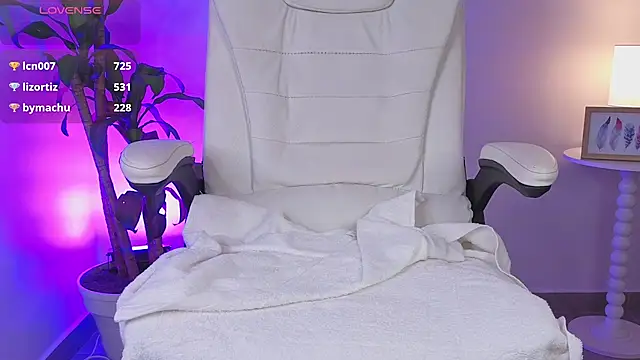 shannel_moss__ webcam